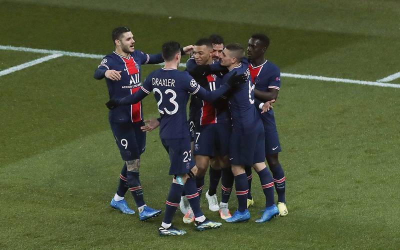 阿森纳圣诞登顶英超，历史数据揭示半数领跑者最终夺冠（阿森纳圣诞领跑英超，过往数据显示半数榜首最终夺冠）