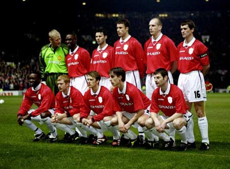 当选11月最佳球员，瓦尔迪是意甲首位获此殊荣的英格兰球员（瓦尔迪荣膺11月最佳，成意甲首位获此荣誉的英格兰球员）