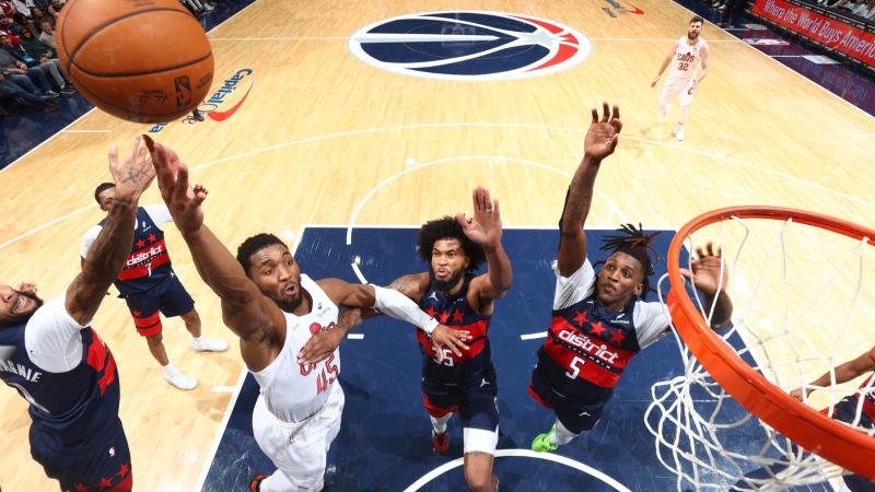 热议！韩国全能国脚遭中超多队哄抢，浙江在列，买断费100万美元（中超多队争抢韩国多面手国脚，浙江在列，买断费100万美元）