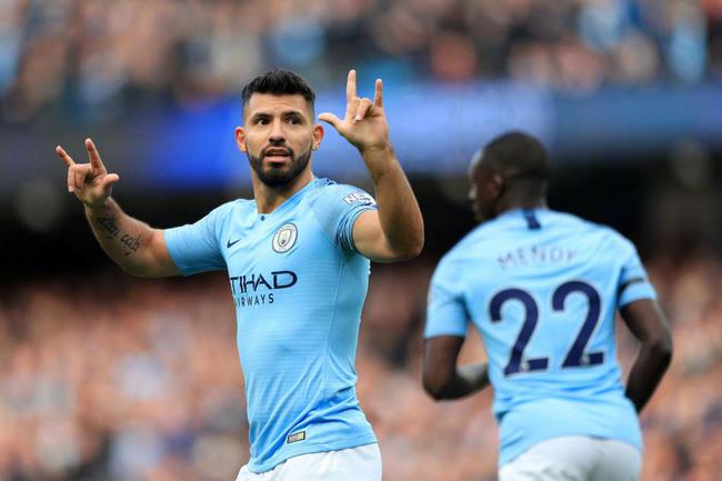 史上最佳球员？埃弗拉：每个人都有偏好，我选择C罗而非梅西（埃弗拉谈GOAT之争：各有所爱，我投C罗一票）