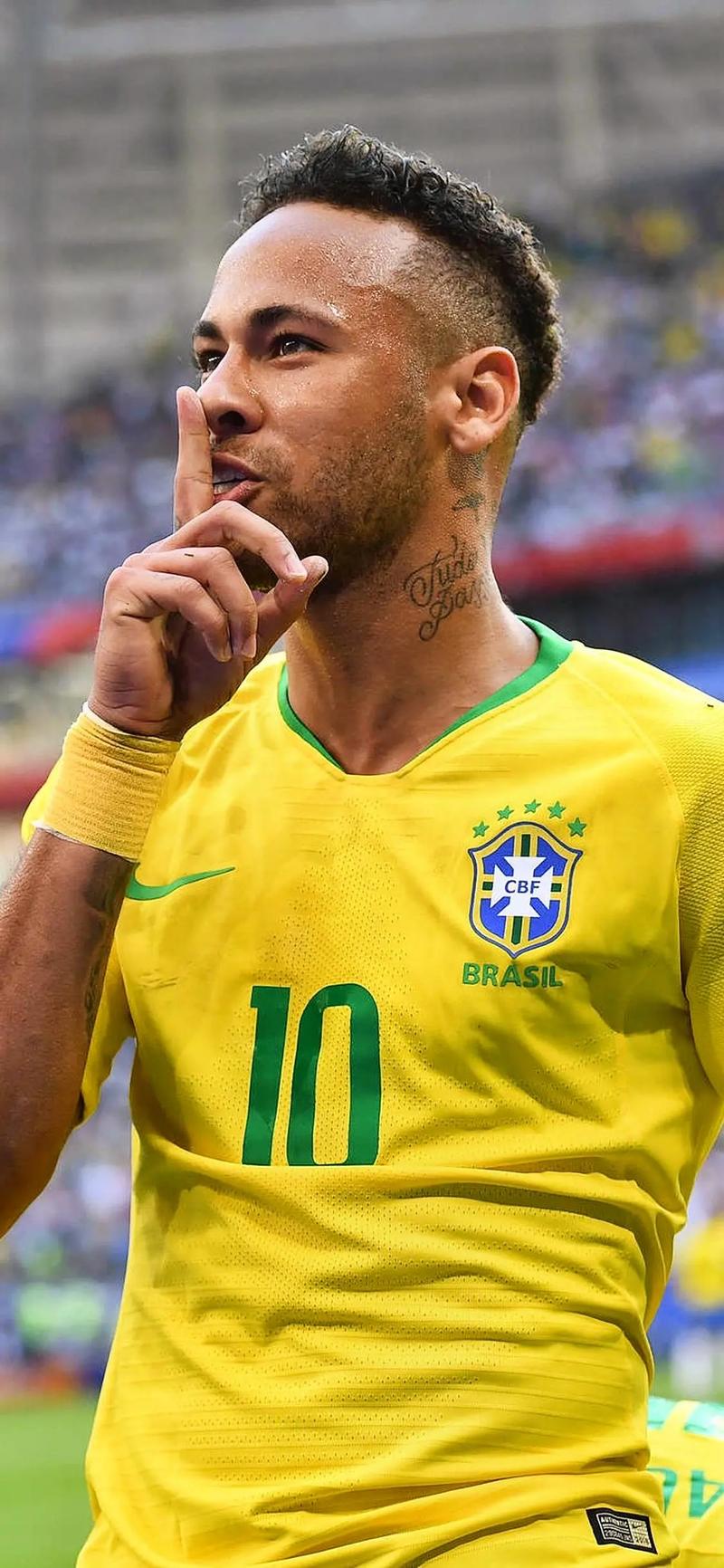 成都蓉城祝贺铜梁龙冲超：期待我们明年中超赛场见（成都蓉城恭贺铜梁龙冲超成功：相约明年中超见）